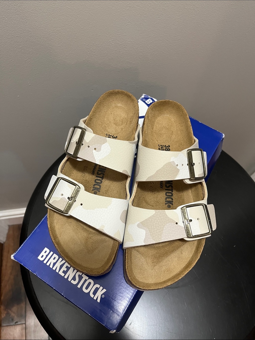 Birkenstock size 38 (7) Two-Strap Sandals in Desert Camo White/Tan